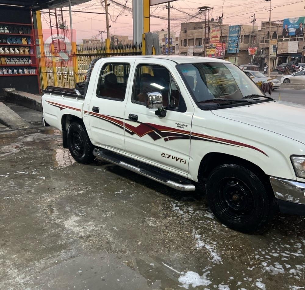 تويوتا هايلوكس